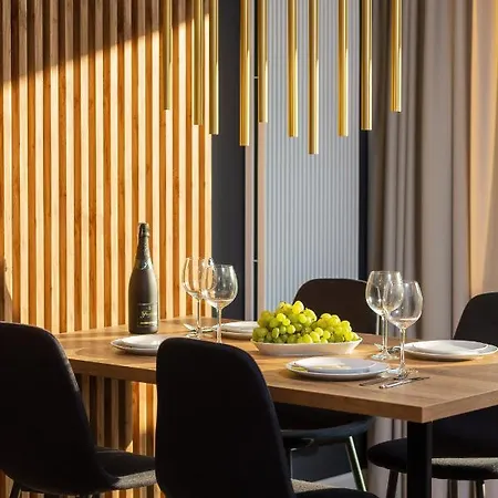 Forest Club Kabaty By Renters Prestige Warschau