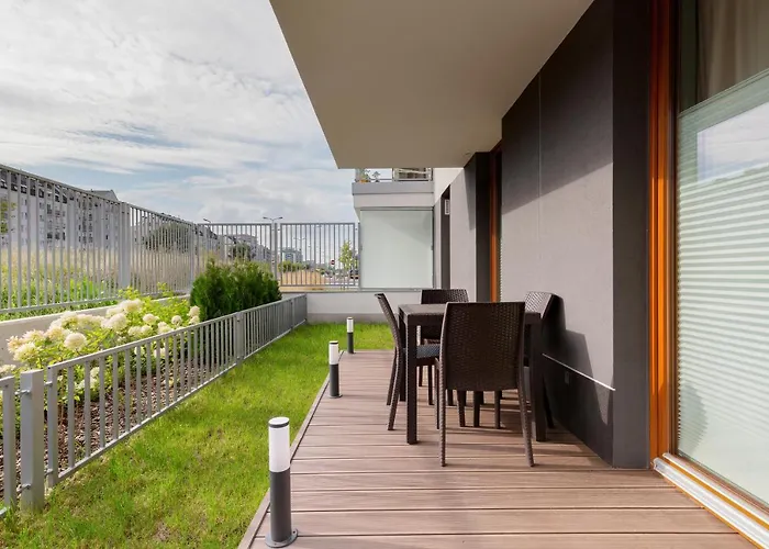 아파트 Forest Club Kabaty By Renters Prestige 바르샤바