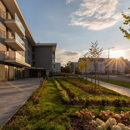 Lägenhet Forest Club Kabaty By Renters Prestige *