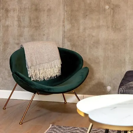 Apartment Forest Club Kabaty By Renters Prestige