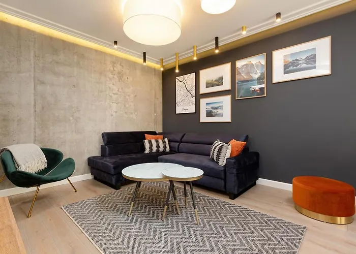 Forest Club Kabaty By Renters Prestige * 바르샤바