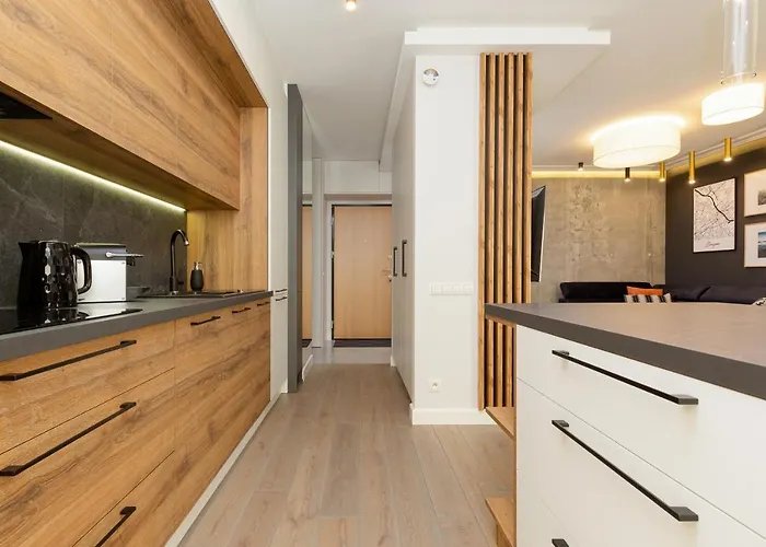 Forest Club Kabaty By Renters Prestige * 바르샤바